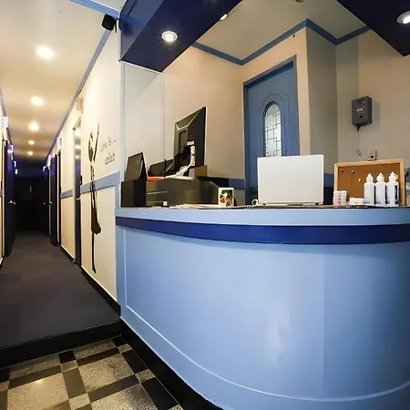 W Mini Hotel